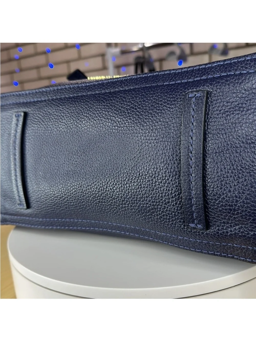 Marc Jacobs Director Bag Navy Blue Pebbled Leather Gold Hardware Tote - CE038